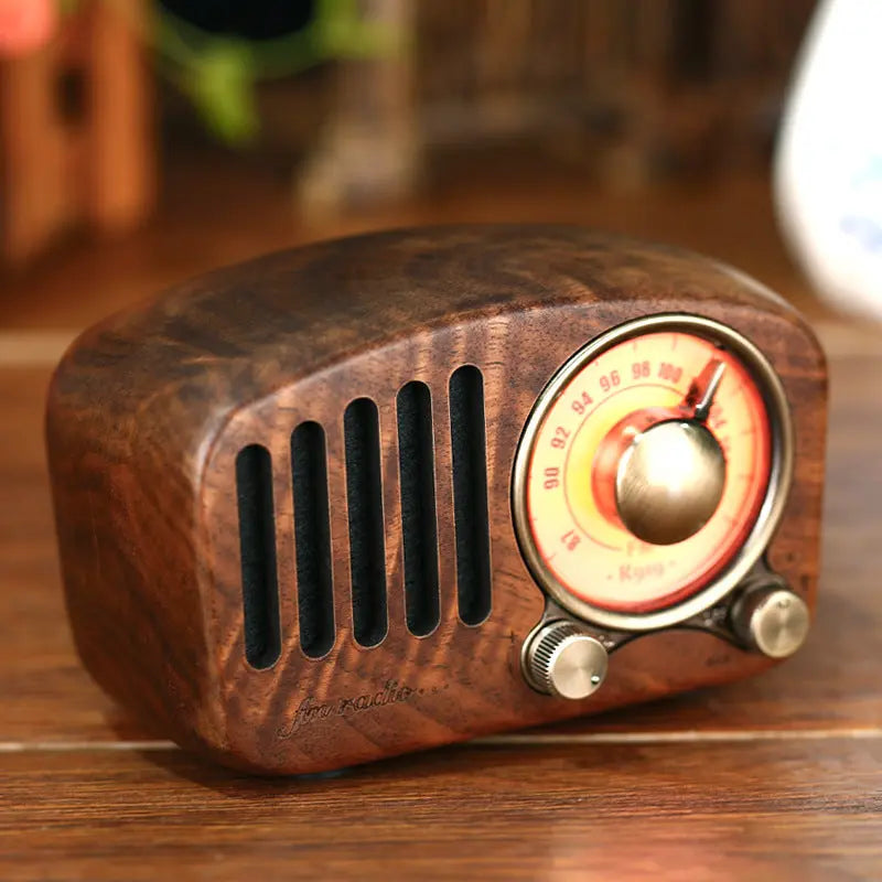Retro wooden wireless mini speaker Prime Mart