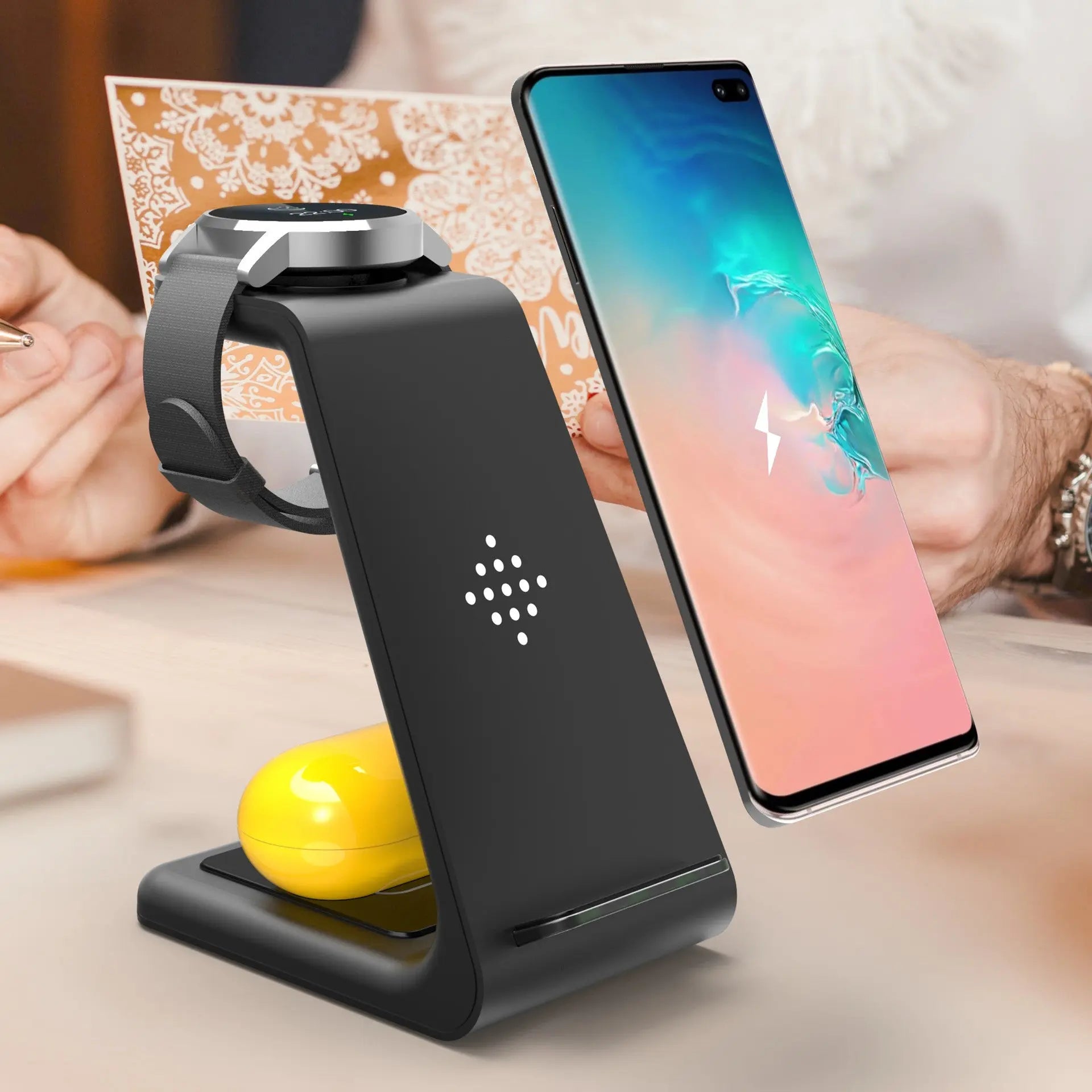 Prime Mart 3-in-1 Fast Charging Station – Wireless Quick Charge Dock & Phone Stand Prime Mart