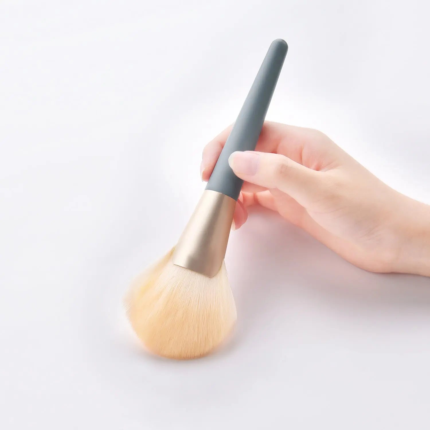 Beauty tools makeup brush Prime Mart