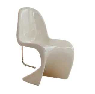 Designer Plastic Dining Chairs Space Saving Ergonomic Apartment Makeup Chair White Fashion Meubles De Salon Interior Furniture OBA